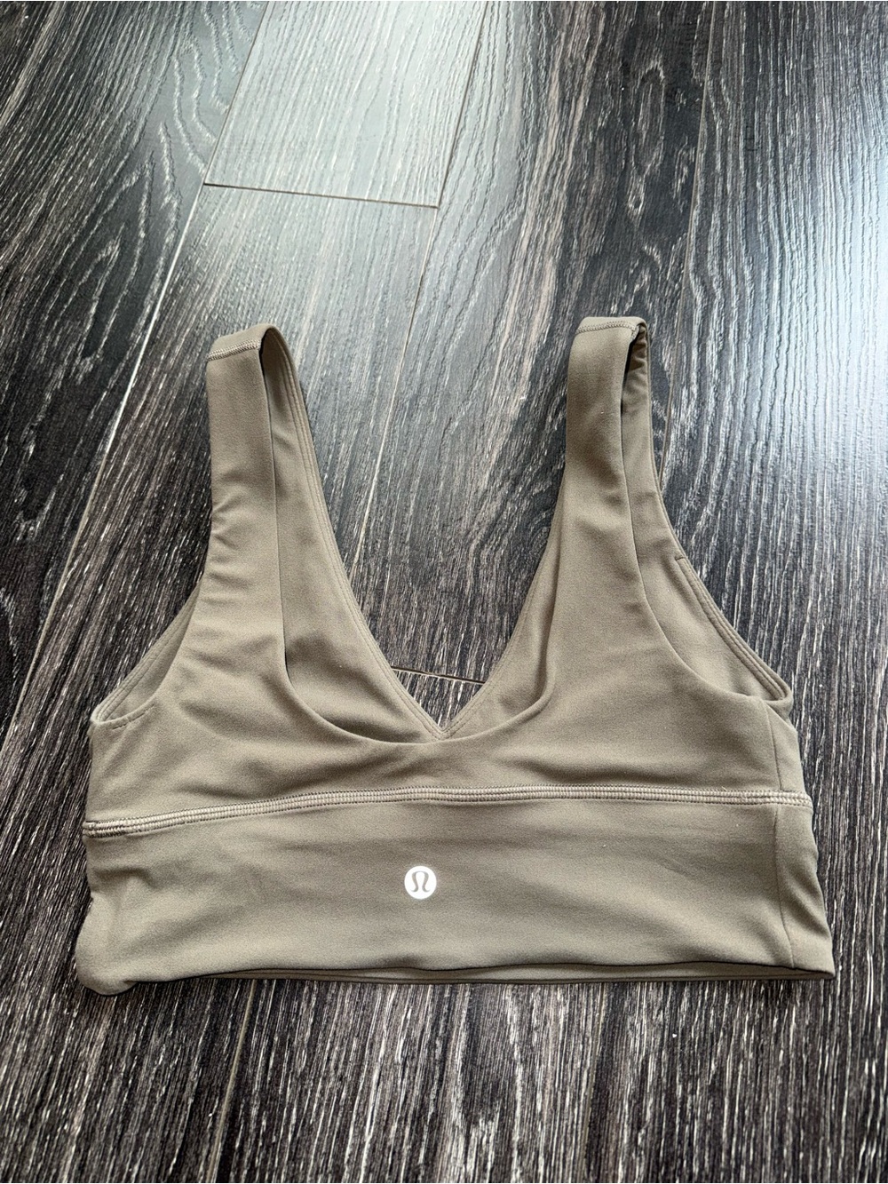 Lululemon Women’s Align V-Neck Bra - Picture 2 of 3